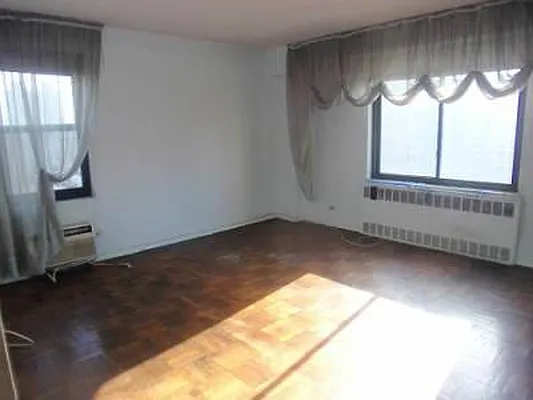 Sold by Akam Sales and Brokerage | media 24