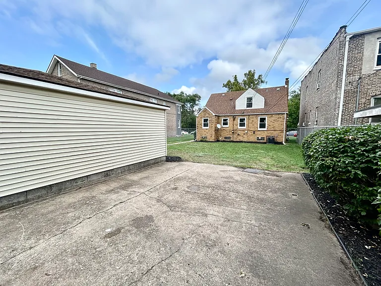 1118 Pennsylvania St — Photo 5