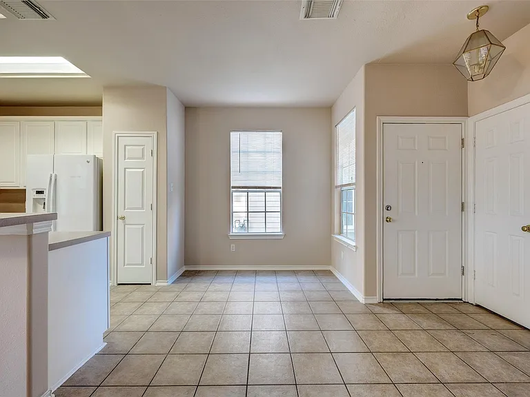 16535 Cairngrove Ln — Photo 7