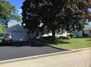 35 Wiltop Rd, Netcong, NJ 07857