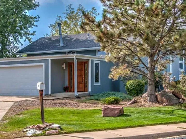 2730 Lafayette Dr — Photo 2