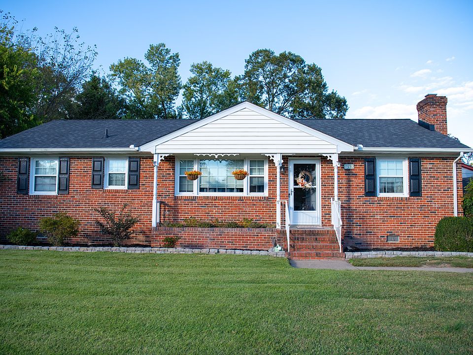 1st image of 7390 Stuart Dr