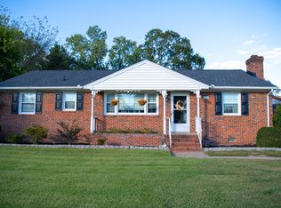 7390 Stuart Dr, Mechanicsville, VA 23111