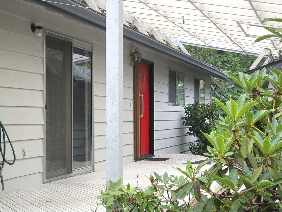 1st image of 17028 11th Pl W