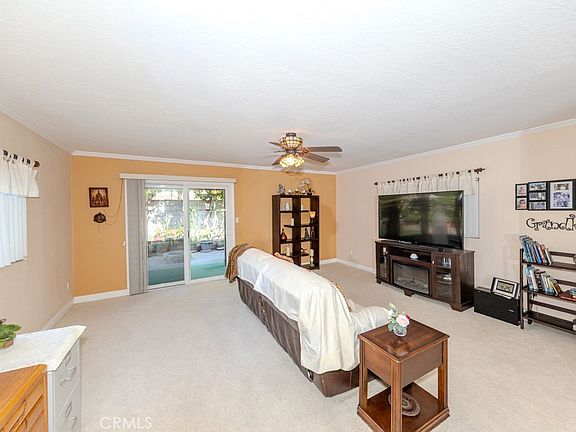 3rd image of 142 N Pinney Dr