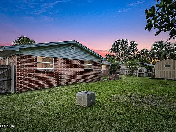 4th image of 564 CODY Drive