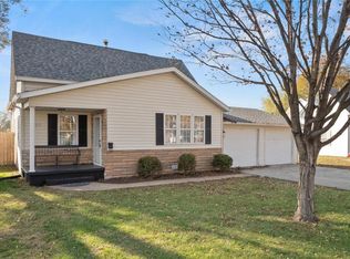 1233 Columbia Rd, Dupo, IL 62239