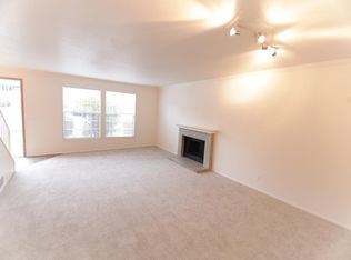 20228 19th Dr SE APT D, Bothell, WA 98012