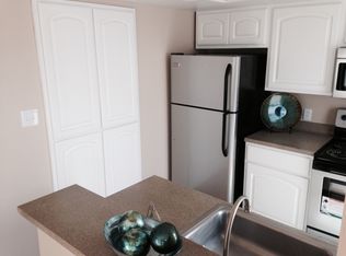 1301 Wrenwood Ln, Saint Peters, MO 63376