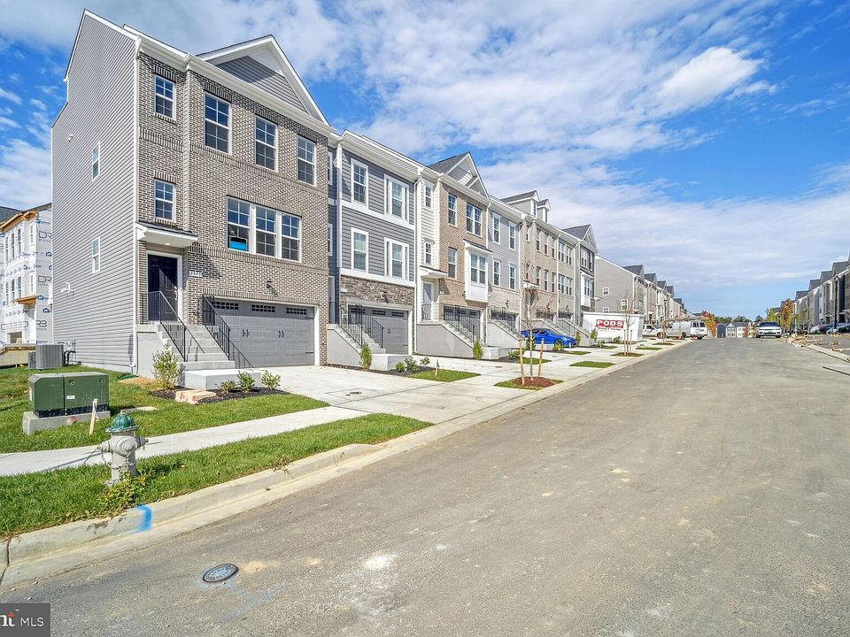 1st image of 2813 Lewis And Clark Ave