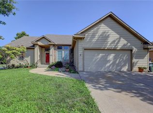 400 E Pawnee Ln, Gardner, KS 66030