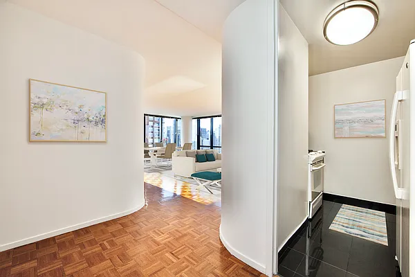 Rented by Vector New York, LLC | media 4