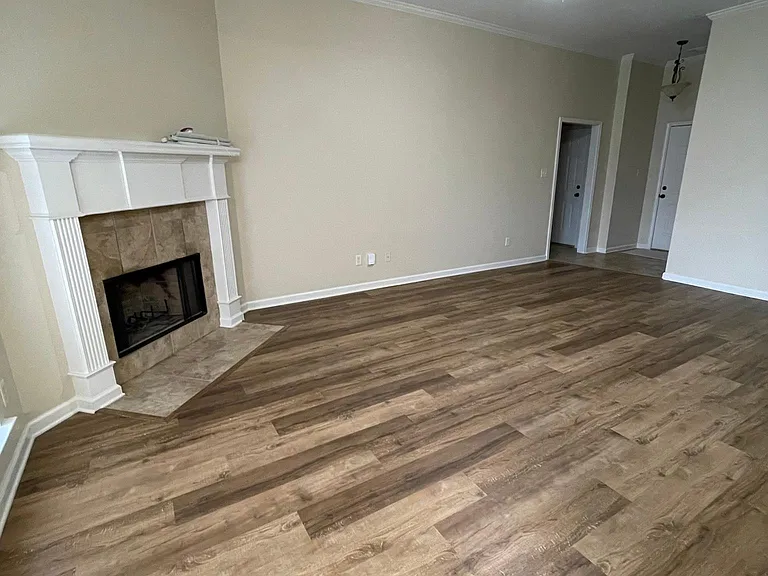 5719 Heritage Heights Dr — Photo 4