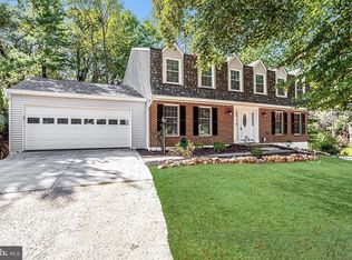 8334 Terra Grande Ave, Springfield, VA 22153