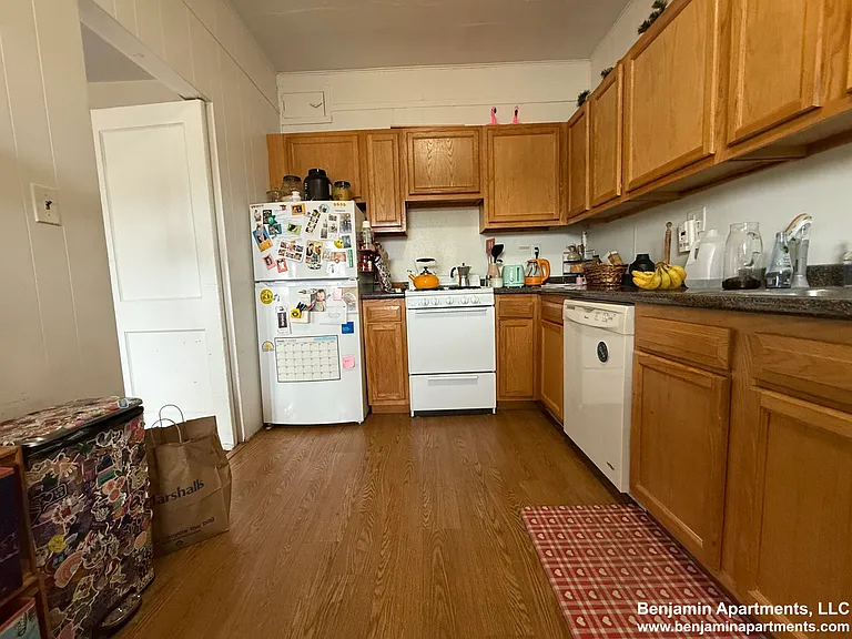 134 Englewood Ave #14 — Photo 16