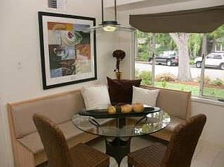 3rd image of 140 Garland Dr