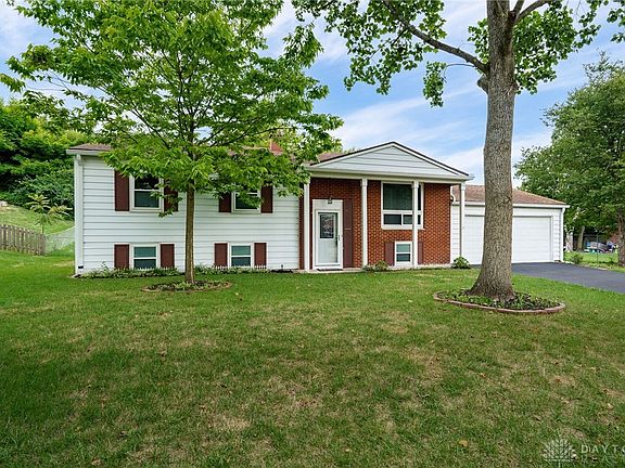 2nd image of 6105 Rivercliff Ln