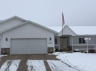 1641 Wedgewood Dr NE, Owatonna, MN 55060