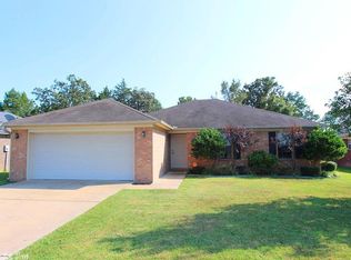 3295 Homestead Rd, Conway, AR 72032