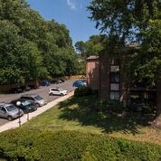 1st image of 9708 Kingsbridge Dr APT 204