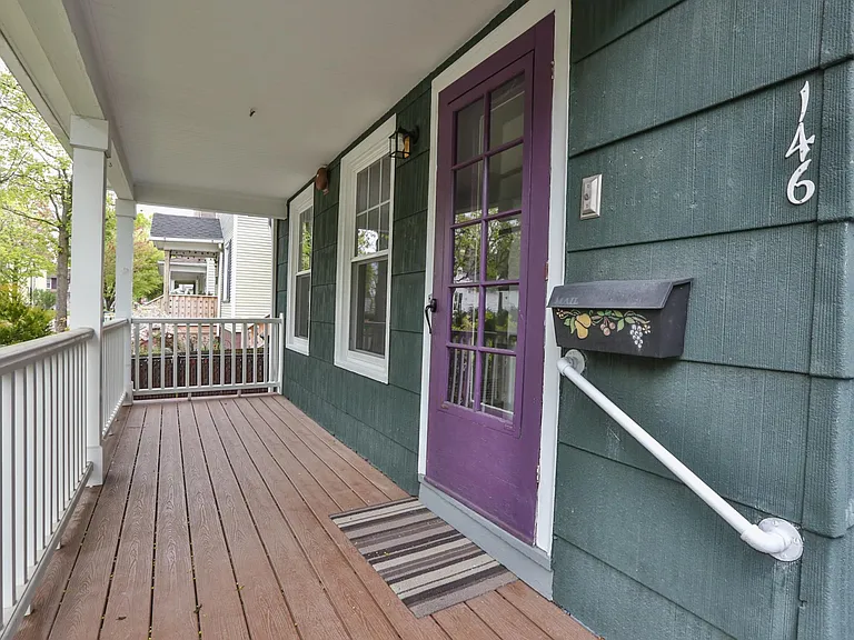 146 Benton St — Photo 19