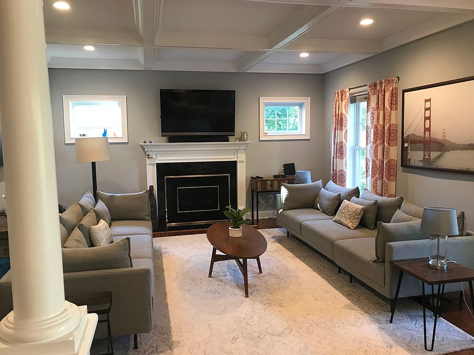 2nd image of 8 Townsend Dr