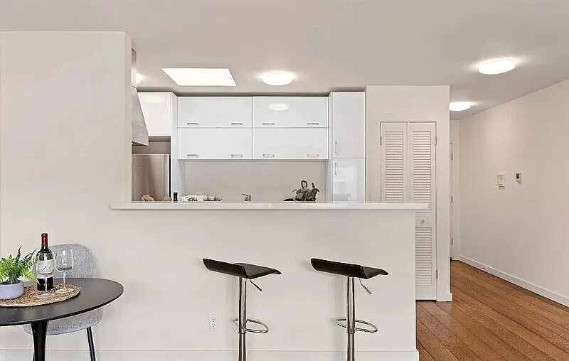 1 bed, 1.0 bath, 632 sqft, $3,100 — Photo 3