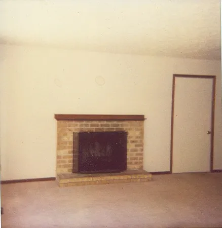 2149 Woodleaf St — Photo 3