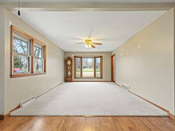 2nd image of 611 Camden Dr