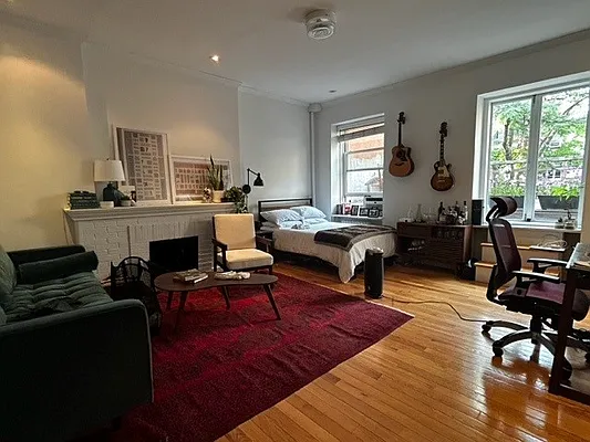 Rented by Merchants Properties, Inc. | media 11