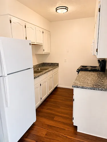 3016-18 Jean Lafitte Pkwy #3018-B Photo 1