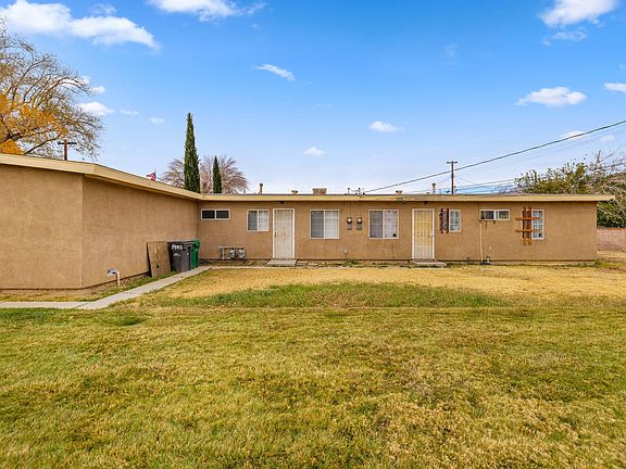 3rd image of 1403 W Avenue H15