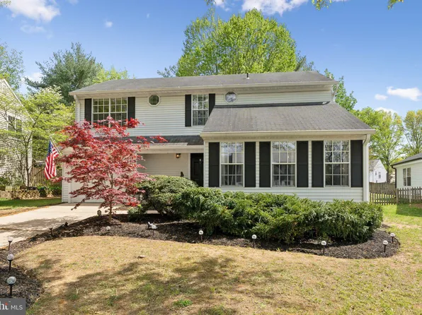 287 College Manor Dr, Arnold, MD 21012