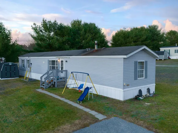 23 Tirrell Avenue, Mechanic Falls, ME 04256