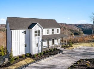 179 Deer Path Ct, Smithville, TN 37166