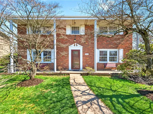 171 Greenlea Dr, Coraopolis, PA 15108