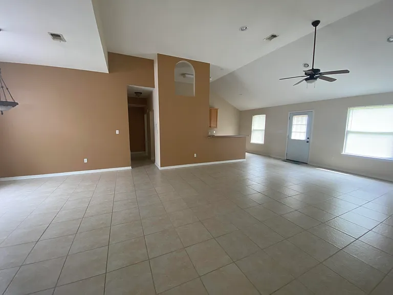 2360 Crescent Rd — Photo 7