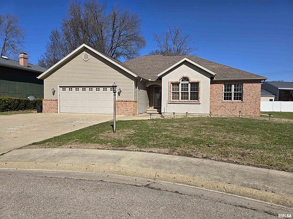 4th image of 70 Banyan Dr
