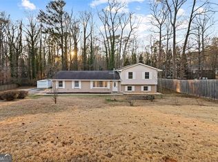 1121 Neva Dr SW, Marietta, GA