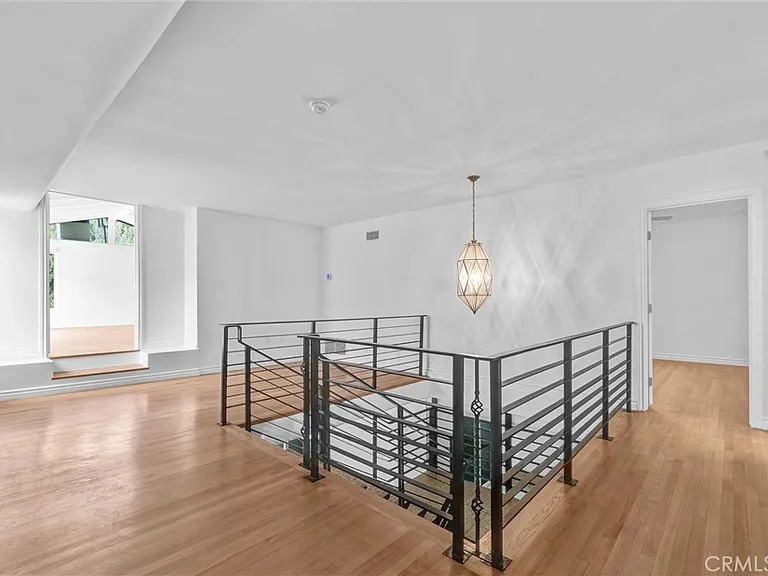 1801 Buckingham Rd — Photo 30