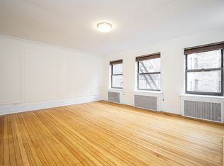 148 W 72nd St APT 5, New York, NY 10023
