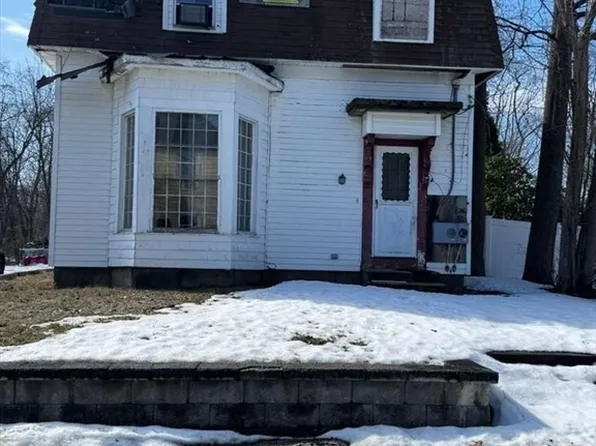 21 Park St, Athol, MA 01331