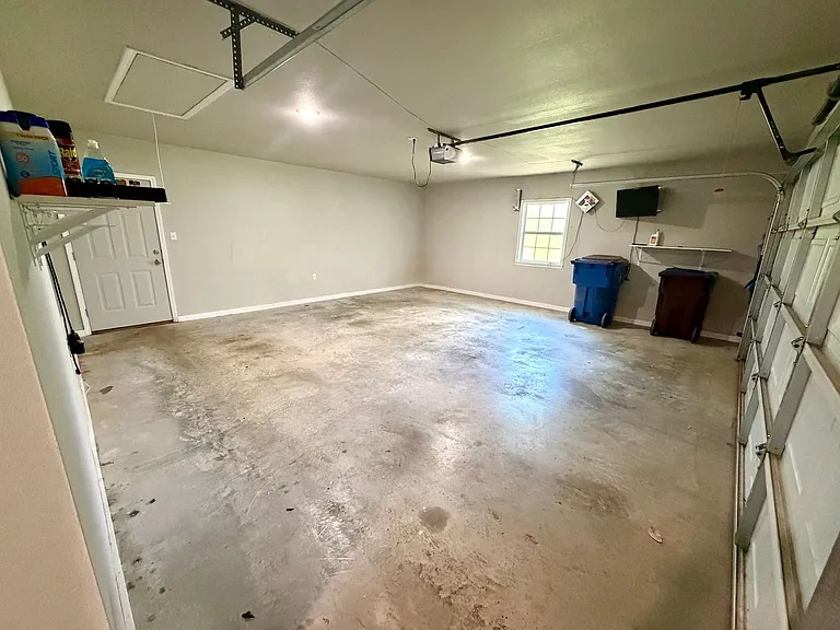 2120 Garner Ln — Photo 44