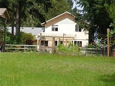 4th image of 2303 81st Ave NE