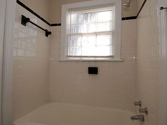5th image of 3206 Ruffin St #3210