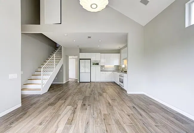 3612 Denver St — Photo 2
