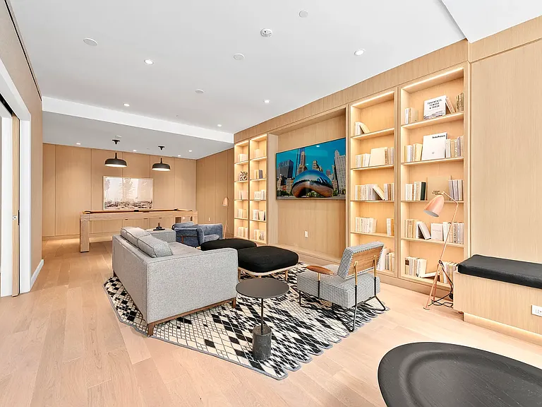 433 E 13th St #6BN — Photo 18