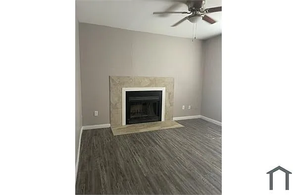 Building Photo - 603 Bishop Dr #D