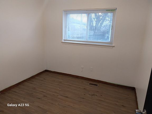 5th image of 30147 Arbor Ct
