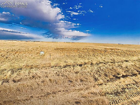 2nd image of 79 N Dinner Bell Dr